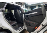 Parcel shelf in Alcantara and Rear benchin artificial leather