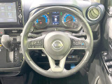 【ステアリングスイッチ】運転中、前方から目線をそらすことなく、オーディオ等の操作が可能な便利機能!安心&快適なドライブを演出してくれます♪