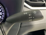 車外の明るさによって自動で点灯・消灯するオートライト