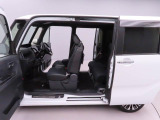 愛知ダイハツではお車をご購入頂いた後が本当のお付き合いのスタートだと思っています。 ですので定期点検や車検もお得なパックをご用意してお客様に頼りにされるダイハツディーラーを目指しています☆