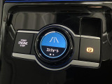 センターコンソールのダイヤルで音量とドライビングプロファイルの変更ができます。