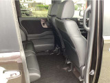 展示車になる工程で室内クリーニングをさせて頂き皆様に安心して触っていただけるよう展示させて頂いております。内外装で気になる点など御座いましたら詳細を写真などでご案内できますのでご遠慮なくお尋ね下さい。