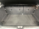 ●トランクルーム:趣味が広がる収容スペース!これだけの広さがあればお買い物やレジャーなどにも最適です!使用感も少なくきれいな状態を維持しております。
