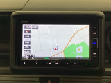 ナビゲーションはフルセグTV、インターナビ対応のGathers純正メモリーナビを搭載しています。Bluetoothオーディオ機能がありますので、スマートフォンなどの音楽も再生できます。