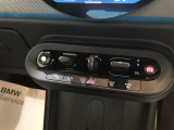 純正ナビです。とても使いやすく、Bluetooth&USBオーディオインターフェイスで、電話も音楽も楽しめます。