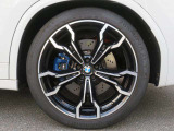 ◆ローンリース等ファイナンス商品、BMW専用自動車保険、BMWカード、コーティング、板金塗装、ドライブレコーダーなど社外品の取扱もございます。お車に関することは全てバルコムにお任せ下さい◆