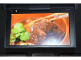 当店は全車『ロングラン保証』付!(1年間、距離無制限 HV車はHV保証付) 別途延長保証もご用意しております♪ ぜひ現車を確認にご来店ください