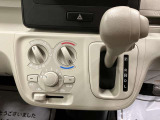 ■POINT■車のことがよくわからない...そんな方でも大丈夫です!知識豊富なスタッフが丁寧に説明させていただきます。