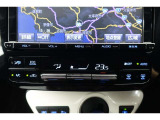 ★エアコンはオートタイプが装着済みです!オートモードにしておけば、車内温度を設定するだけで風の料や吹き出し口の切り替えを機械が行ってくれます!一年中快適な環境を作れますよ♪