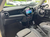 このお車はMINI NET浦和美園に展示中です!総在庫900台を当店でご案内可能です!ご来場、お問い合わせをスタッフ一同お待ちしております。
