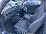 長旅でも疲労が少なく、しっかりホールドしてくれるMINIのシートです!