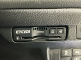 【ETC車載器】もはや必須アイテムのETCを搭載!高速道路のご利用時にとても便利!わずらわしい料金所での現金支払いが不要となりスムーズに通過できます♪