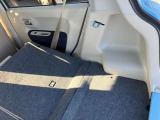 カエルプランは新車時車両本体価格の一部をあらかじめ残価として設定しているため、月々のお支払いは通常のクレジットに比べて抑えられクルマやグレードの高いクルマもご検討いただけます。