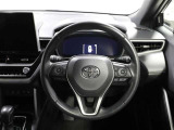各操作スイッチなどもハンドルから手を放すことなく操作可能で安全運転に支援いたします!