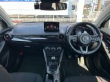 視界の良さと取り回しの良さで、たまに運転する奥様にも安心♪