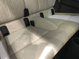 使用感や、においなど気になる点など御座いましたら何なりとお申し付けくださいませ。拡大したお写真をお送りすることも可能で御座います。