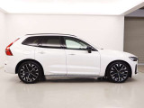XC60 ウルトラ T6 AWD プラグイン ハイブリッド 4WD 