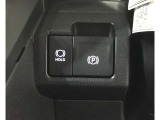電動パーキングブレーキを装備