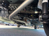中古車という商品の特性上、下回りのサビやキズはございます。