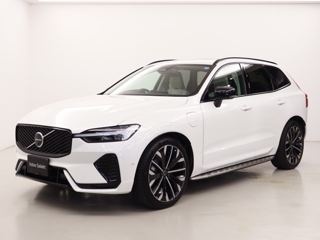 XC60 ウルトラ T6 AWD プラグイン ハイブリッド 4WD 