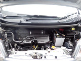 エンジンルームもクリーニング済みです。納車前に点検整備も行います。