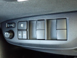 電動格納式ドアミラー・パワーウィンドウ装備しています。