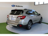 レガシィアウトバック 2.5 リミテッド 4WD EyeSight搭載車 タイヤ新品交換済
