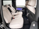 【 安心の1年無料保証 】ご納車後12ヶ月10,000キロまで保証。高級輸入車をもっと身近な存在に。基礎部品(エンジン機構、点火システム、吸排気システム)はしっかり対応。商談時に加入希望をお聞かせください!