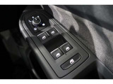 この度は数ある中から弊社認定中古車をご覧いただき誠にありがとうございます。スペースの都合上、店舗で展示していない場合がございますの事前にお問い合わせくださいませ。