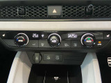 運転席と助手席はシートヒーター装備!エアコンに比べて暖まるスピードが速いので冬でも快適に過ごせます。冷え症で悩まれている方にも◎また、エアコンに比べて車内の空気が乾燥しにくいのも、嬉しいポイントです!