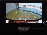 バックガイドモニターで、後方を確認しながら安心して駐車することができます。運転初心者も熟練者も必須の機能ですよ!