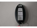 スマートキー!両手に荷物を抱えているときでも、ドアの施錠・解錠が楽々です♪