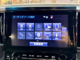【バックカメラ】運転席から画面上で安全確認ができます。駐車が苦手な方にもオススメな便利機能です。