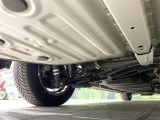 お車を安心してお乗りいただく為には、足回りの定期点検が欠かせません。サービスサポート(有償保証)では無料点検もご提供しており、安心のカーライフをお過ごしいただけるサポート体制が整っています。