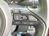 【レーダークルーズコントロール】高速道路での長距離走行が楽に!!自動で速度を保つクルーズコントロールが、衝突軽減システムと連携し、前方の車両を感知して車間を保つように速度調節してくれます!!