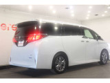 【新車保証継承付】トヨタディーラーにてメーカー新車保証継承をしてご納車いたします。初年度登録より3年間・走行6万kmまで。詳細はスタッフにお問い合わせくださいませ。