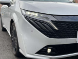 ◆◆◆LEDヘッドライトです。ロービームにシャープな白光色のLEDランプを採用しました。