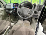 運転席シート廻りは使用感も少なく、良好な状態となっています。丁寧に使われていたことがよくわかりますね。