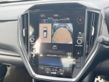 【デジタルマルチビューモニター】車のフロントやサイドのカメラ画像を同時にモニター表示することで、悪路や狭い道を走行時でも周囲の状況確認ができ安心!