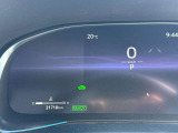 エンジンルームも綺麗に洗浄してから納車致します。普段あまり見ることが無い箇所だからこそ綺麗だと感動しますよね(*&acute;▽`*)