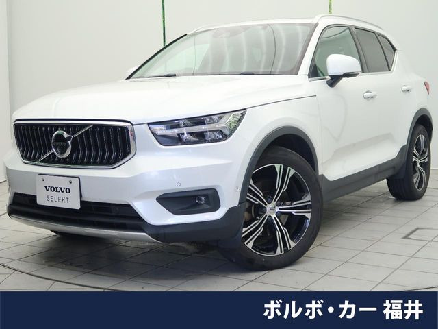 XC40 B4 AWD インスクリプション 4WD 