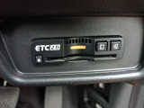 ETC付。高速道路の料金所はキャッシュレスで通過です。サービスエリア等にあるスマートインターの出入りも利用可能でとっても便利。ご納車後すぐにお使い頂けるようセットアップしてのお渡しとなります。
