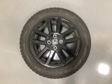 当社にてデモ走行時に装着していたワンシーズン使用の中古スタットレスタイヤ+ホイール4本セットを用意致しました。(2025年製、タイヤ+ホイールは現状渡し、保証対象外です)