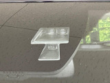 【スマートブレーキサポート】走行中に前方の車両等を認識し、衝突しそうな時は警報とブレーキで衝突回避と被害軽減をアシスト。より安全にドライブをお楽しみいただけます。