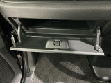 豊富に在庫を取り揃えています。 軽自動車からミニバン、セダン、SUV、話題のハイブリッド車などなど続々入荷中です!
