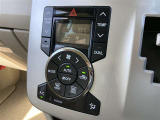【オートエアコン】 車内快適♪ご希望の温度に設定すれば風向きや風量を自動で調整してくれますよ!