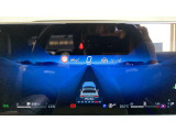 【コックピットディスプレイ】新しいディスプレイコンセプトを採用したデジタル式メーターパネルです。大型で高精細ディスプレイにより様々な情報を容易に読み取ることができます。