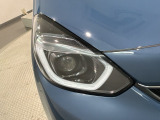 LEDヘッドライトは、点灯の瞬間から最大光量を発揮し、突然暗くなるトンネルなどでの安定感を高めます。