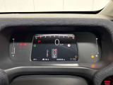 お車情報が一目で確認しやすい液晶メーターとなっております。