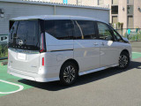 セレナ 1.4 e-POWER ハイウェイスターV 